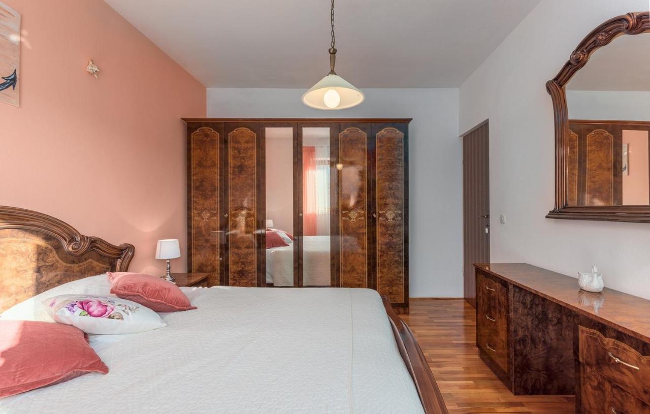 Apartmani Katalin Musalez Phòng bức ảnh